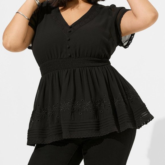 NWT Torrid peplum smocked short sleeve top in black 2 2X 18 20 - Picture 1 of 6